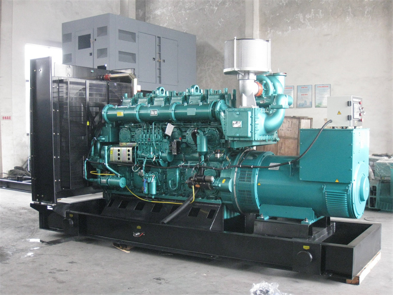 永春200KW 柴油发电机的油耗是多少?